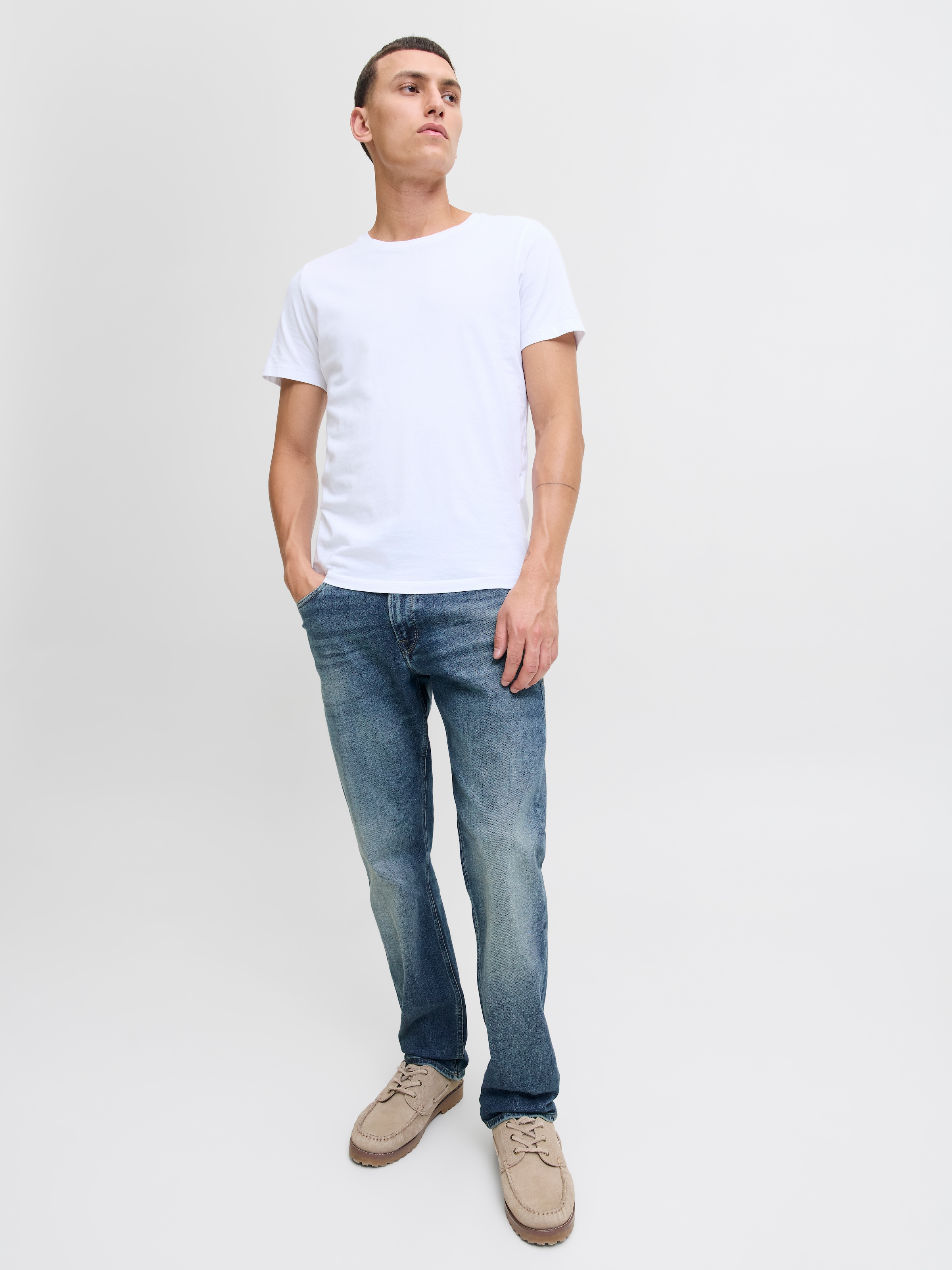 Jack & Jones Regular-fit-Jeans »JJICLARK mit Used-Look und Stretch für den Alltag«, mit Abriebeffekten