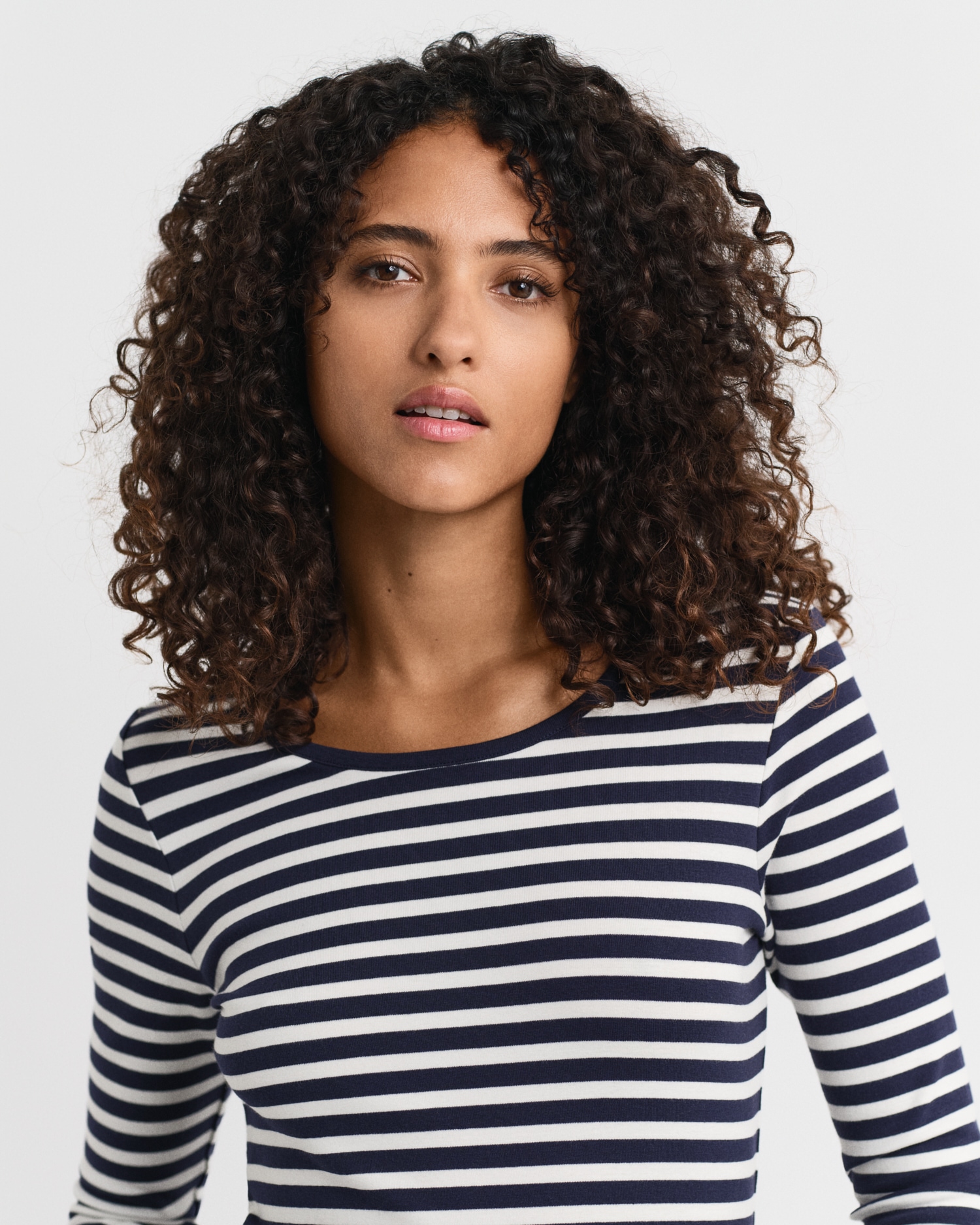 Gant Langarmshirt »SLIM STRIPED 1X1 RIBBED LS T-SHIRT«