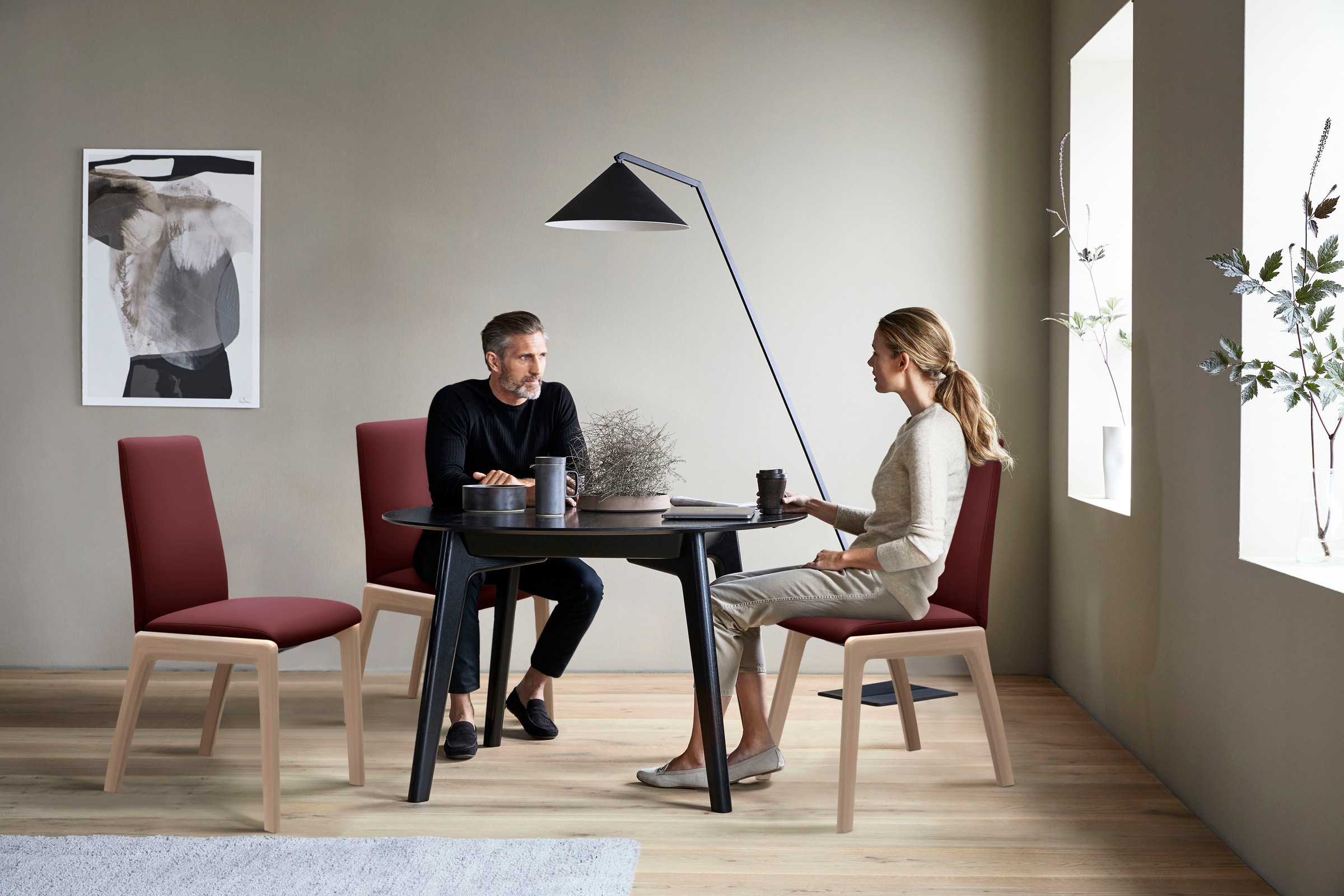 Stressless® Polsterstuhl »Laurel«, Leder BATICK, Low Back, Größe M, mit abgerundeten Beinen in Schwarz