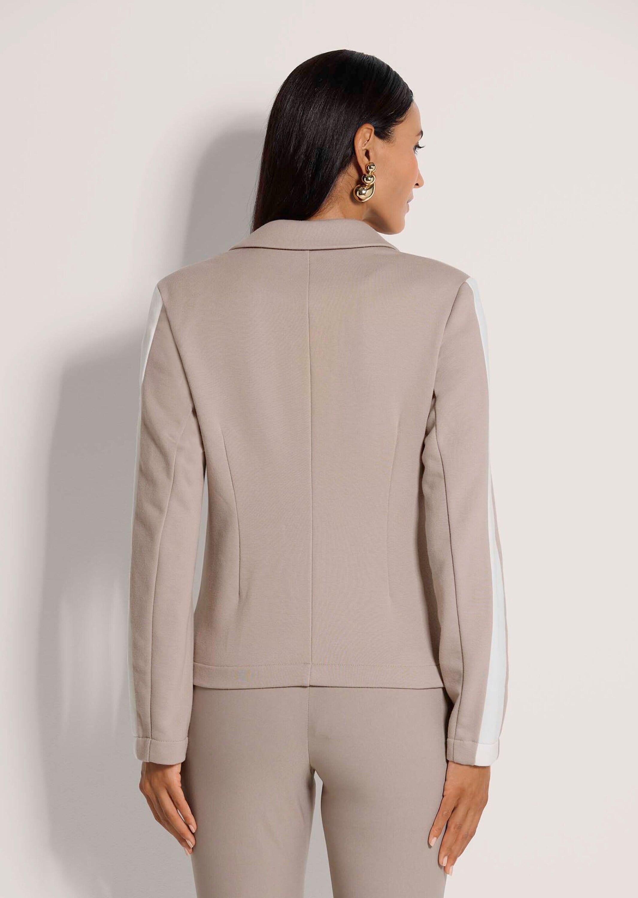 MADELEINE Langarmshirt »Blazer Elegante Businessjacke mit Kontrasten« Asymmetrische Blocktreifen