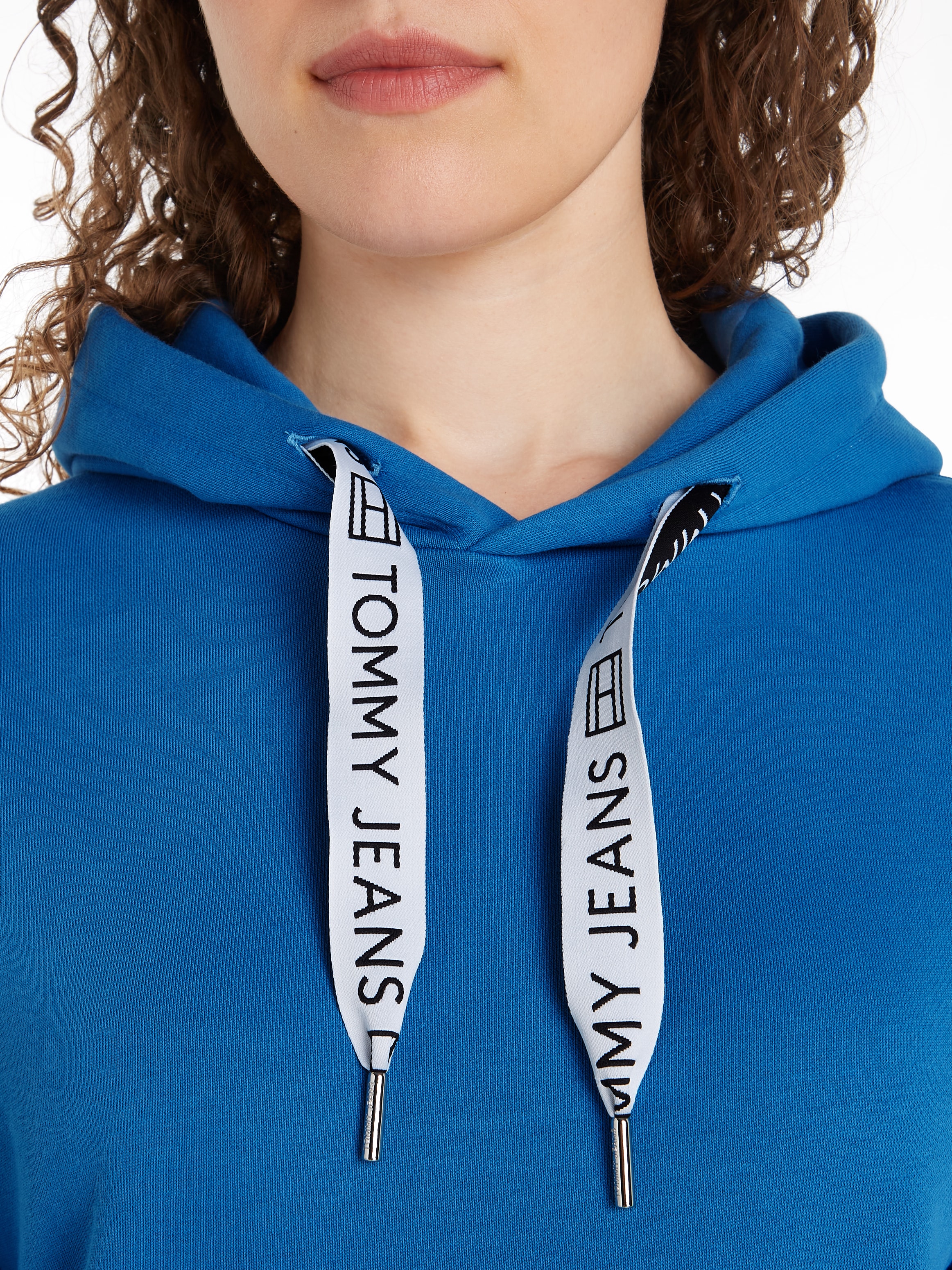 Tommy Jeans Kapuzensweatshirt »TJW BXY LOGO DRAWCORD HOODIE EXT«, mit Kängurutasche