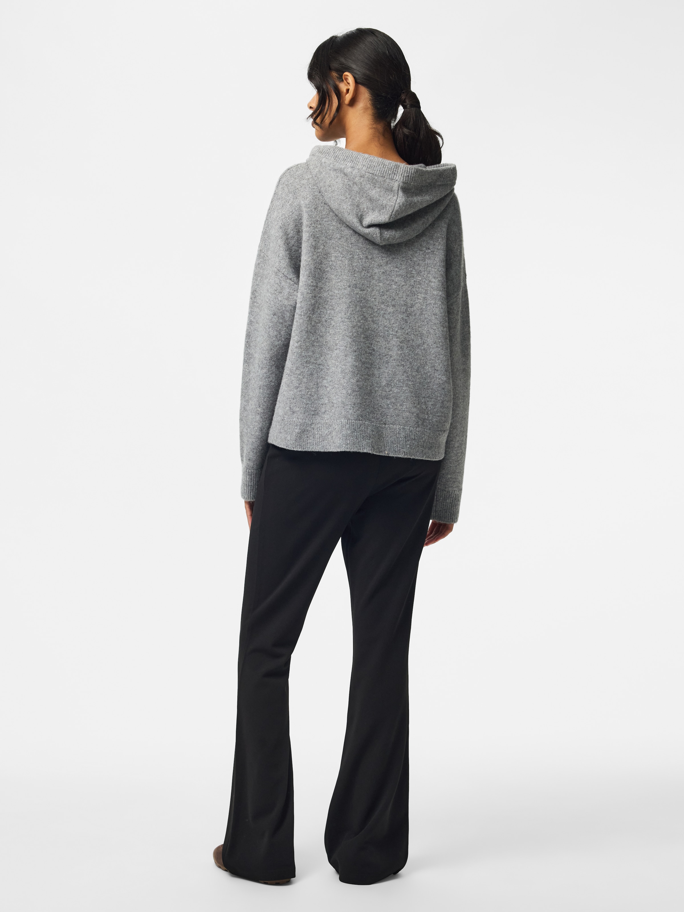 pieces Kapuzenpullover »PCMALOU LS KNIT HOODIE NOOS BC« Materialmix, mit Wolle und Stretch, slim fit