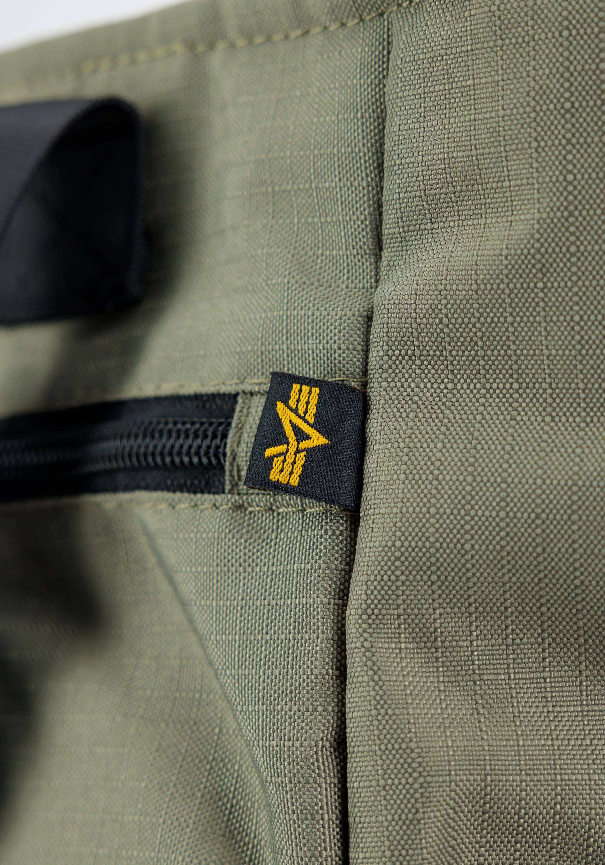 Alpha Industries Schultertasche »Alpha Industries Accessoires - Bags Alpha Backpack Tote Bag«